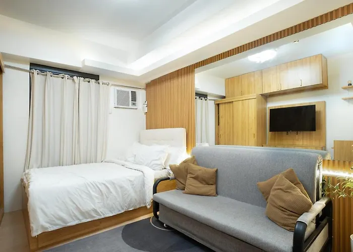 Fully Furnished Japandi Warm Retreat In Qc